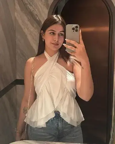 Call Girl Sarangpur